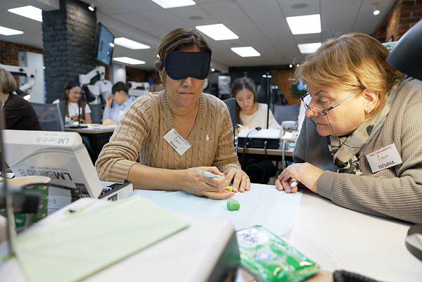 Стоматолог Ирина Соболева курсы_2.jpg